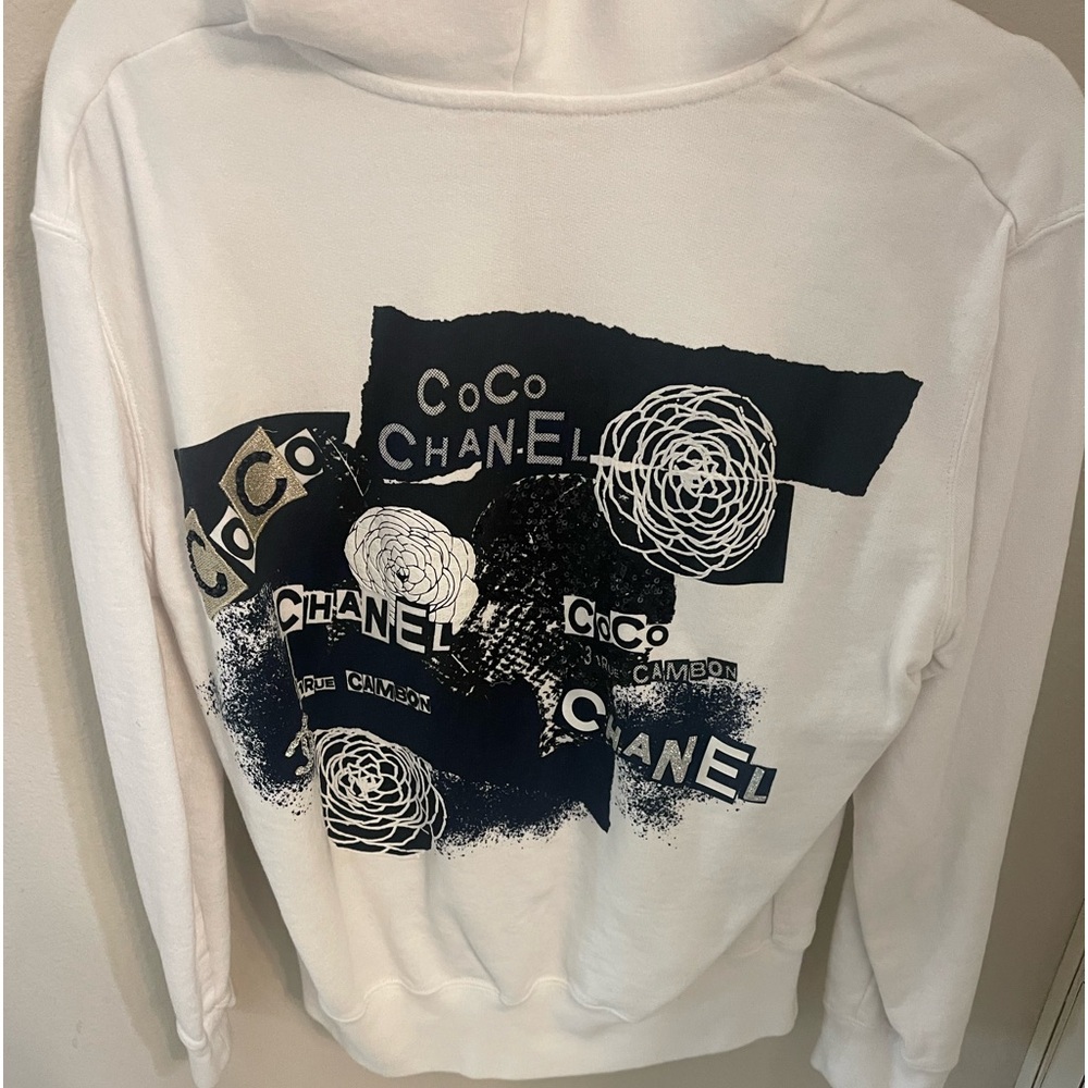 Chanel Women's Large White Coco CC Logo Zip Up Hoodie Sweatshirt